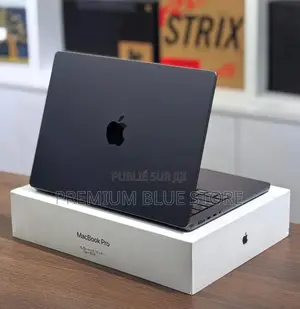 Nouveau Apple MacBook Pro 2024 M3 14-inch 8GB Apple M3 Pro SSD 512GB