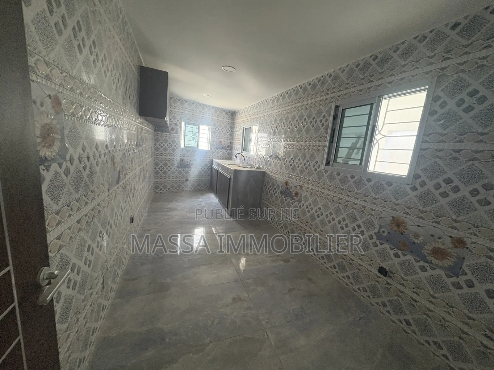 2chbre Villa dans Massa Immobilier, Cocody à Louer