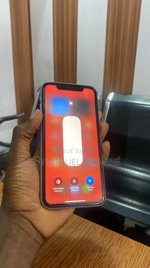 Apple iPhone XR 64 GB Bleu
