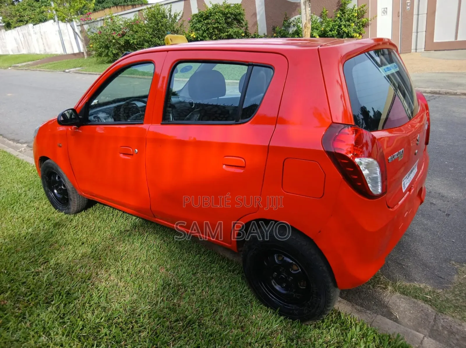 Suzuki Alto 2023 Orange