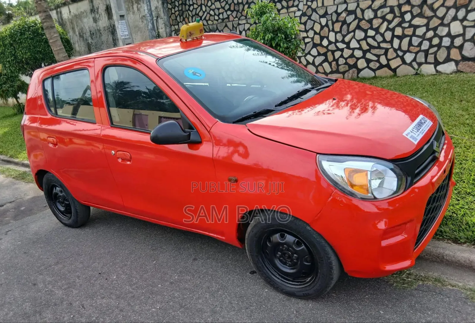 Suzuki Alto 2023 Orange
