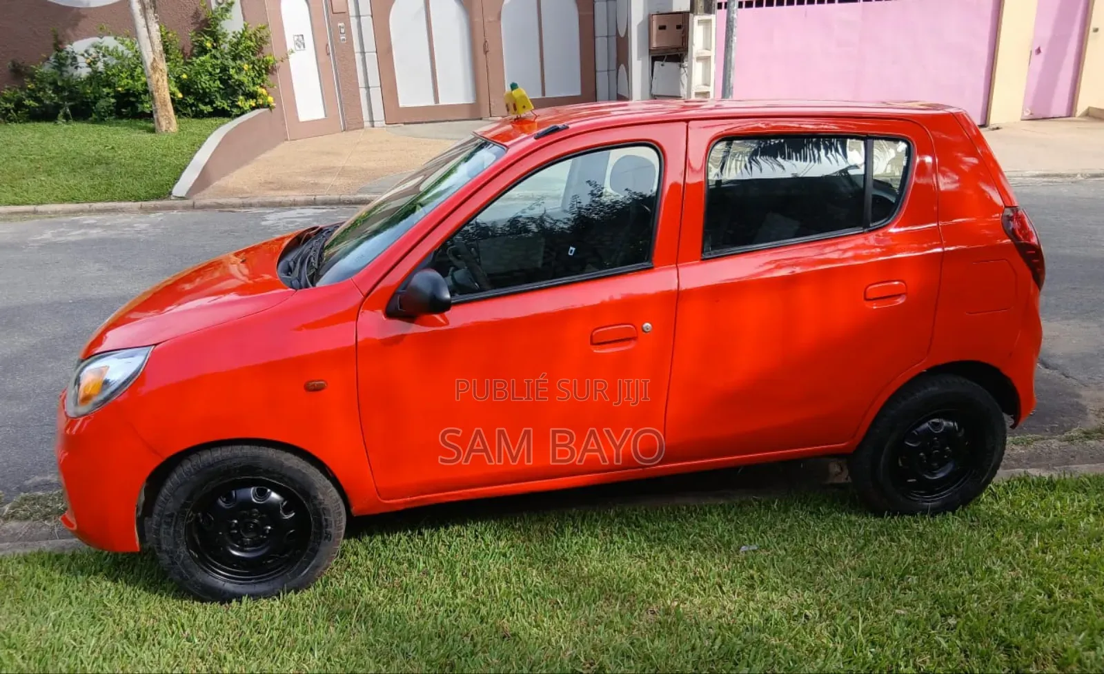Suzuki Alto 2023 Orange