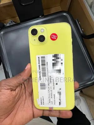 Nouveau Apple iPhone 14 Plus 128 GB Jaune