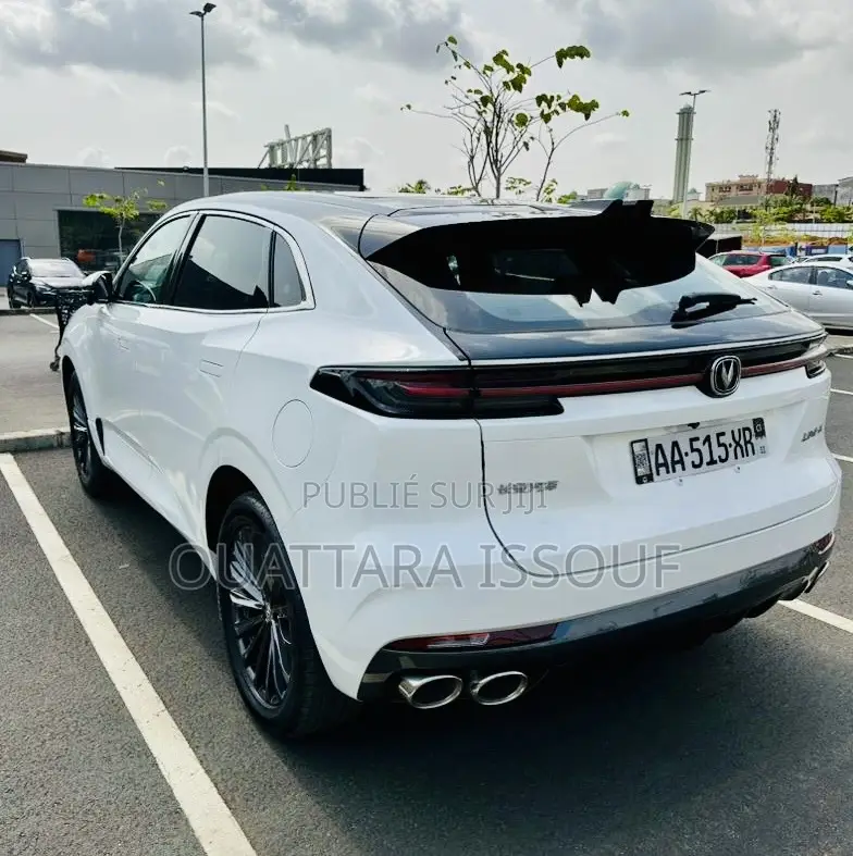 Changan UNI-K 2.0 Petrol AWD 2022 Bleu