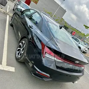 Nouveau Hyundai Elantra Limited 2023 Noir