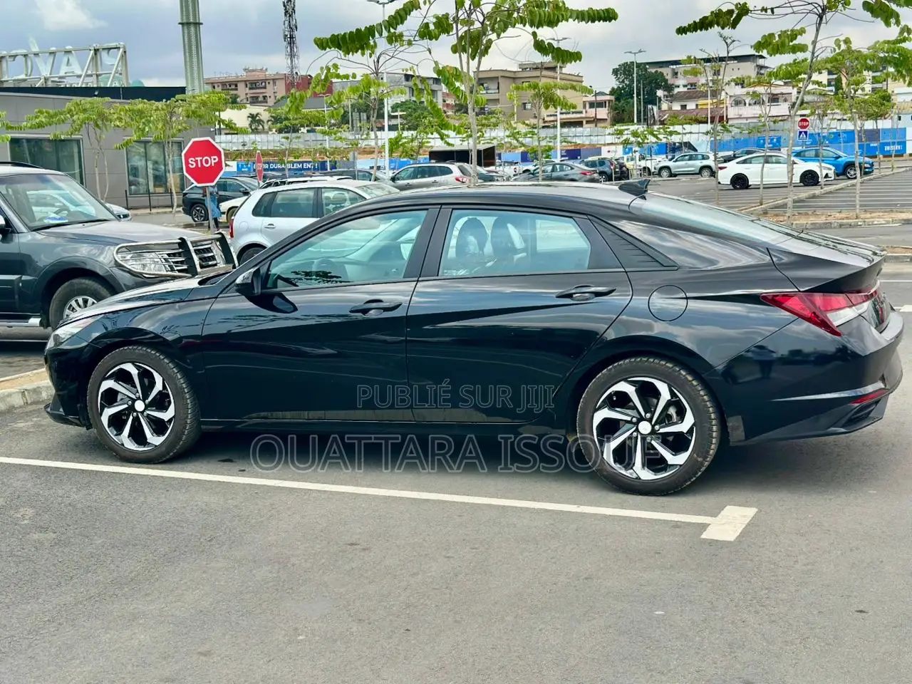 Nouveau Hyundai Elantra Limited 2023 Noir