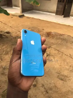 Nouveau Apple XR 64 GB Noir