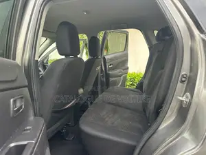 Mitsubishi Outlander 2015 Gris