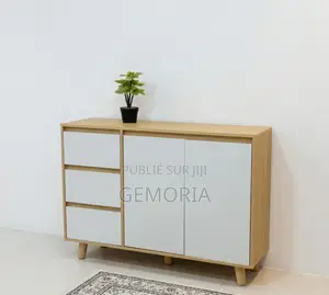 Buffet Moderne Avec Rangements. Livraison Gratuite