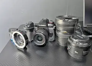 Panasonic Lumix G9 Avec 3 Objectifs