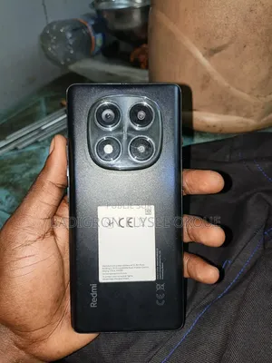 Nouveau Xiaomi Redmi Note 14 Pro 256 GB Noir