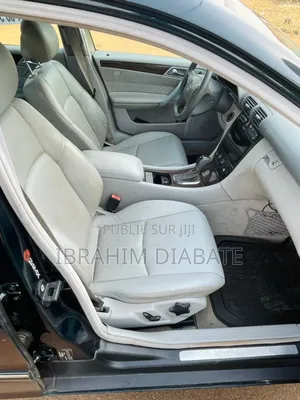 Mercedes-Benz C200 2001 Vert