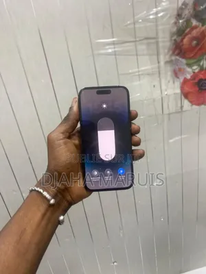Nouveau Apple iPhone 14 Pro 256 GB Blanc