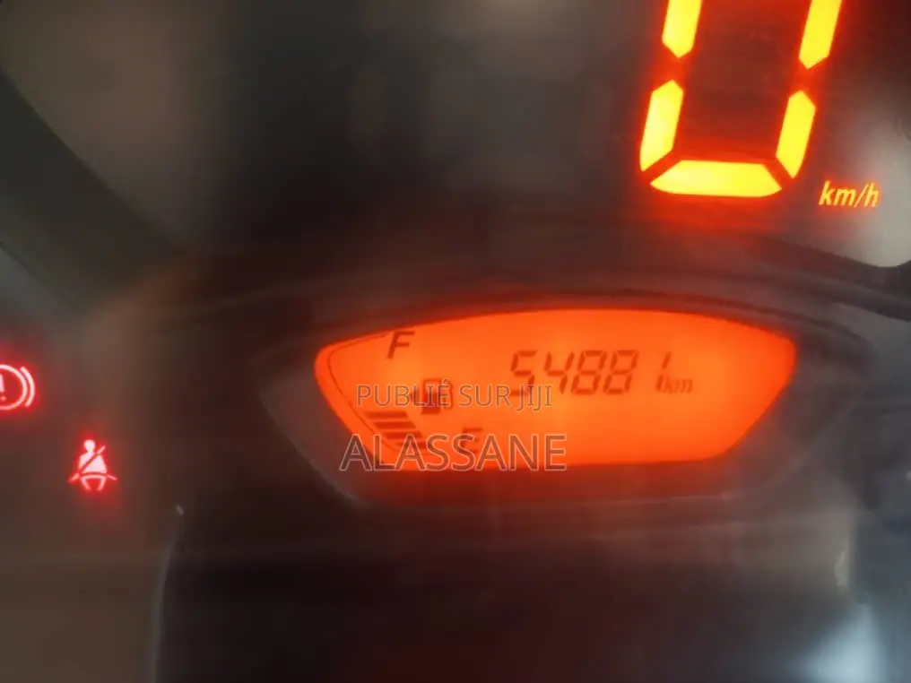 Nouveau Suzuki S-Presso 2024 Orange
