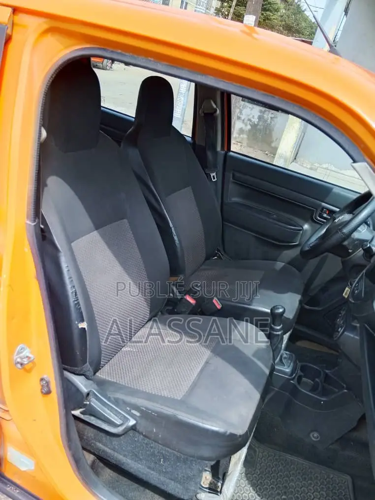 Nouveau Suzuki S-Presso 2024 Orange