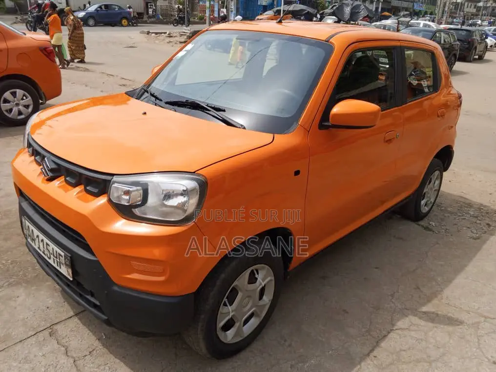 Nouveau Suzuki S-Presso 2024 Orange