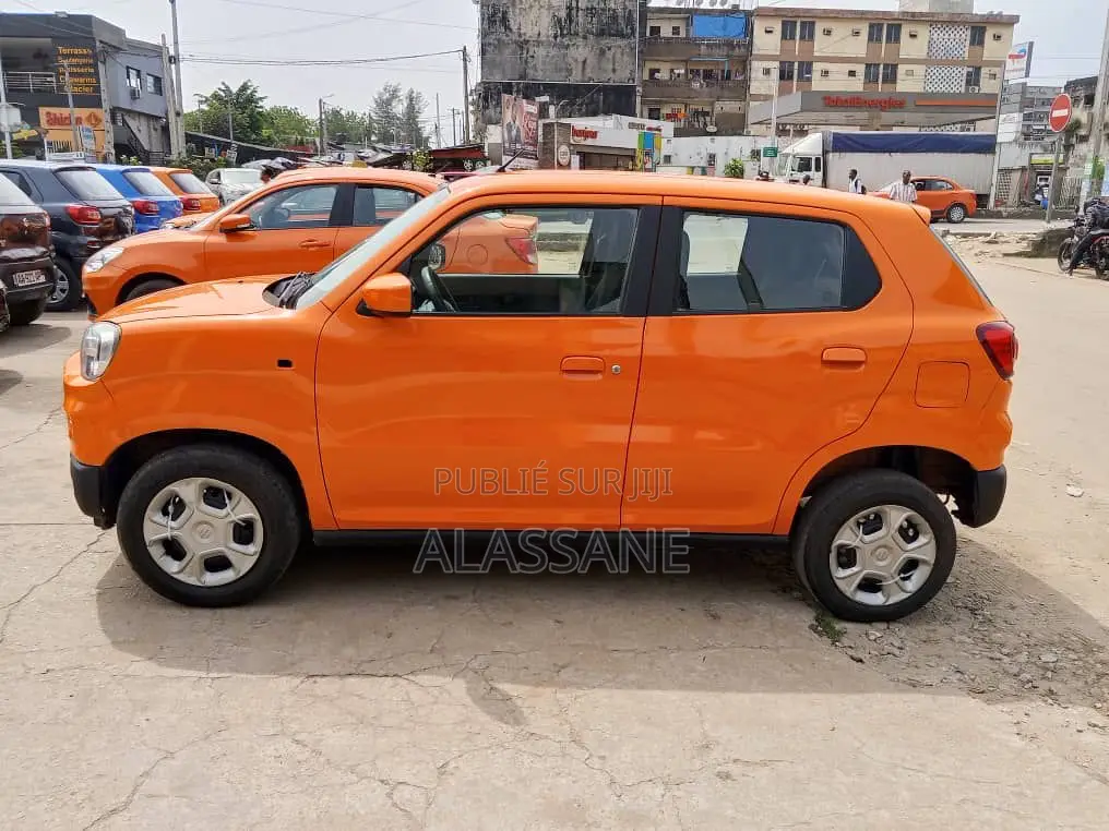 Nouveau Suzuki S-Presso 2024 Orange