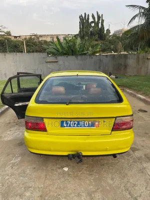 Toyota Corolla 2002 Jaune