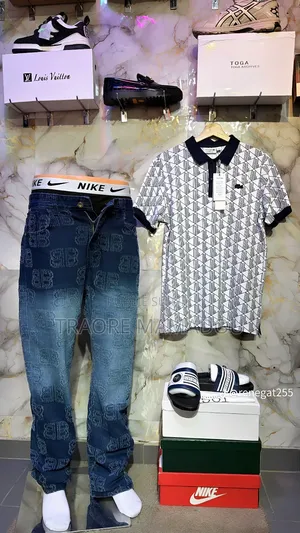 Vêtements Homme Toujours Disponible
