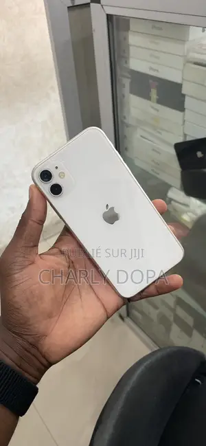 Apple iPhone 11 64 GB Blanc