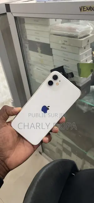 Apple iPhone 11 64 GB Blanc
