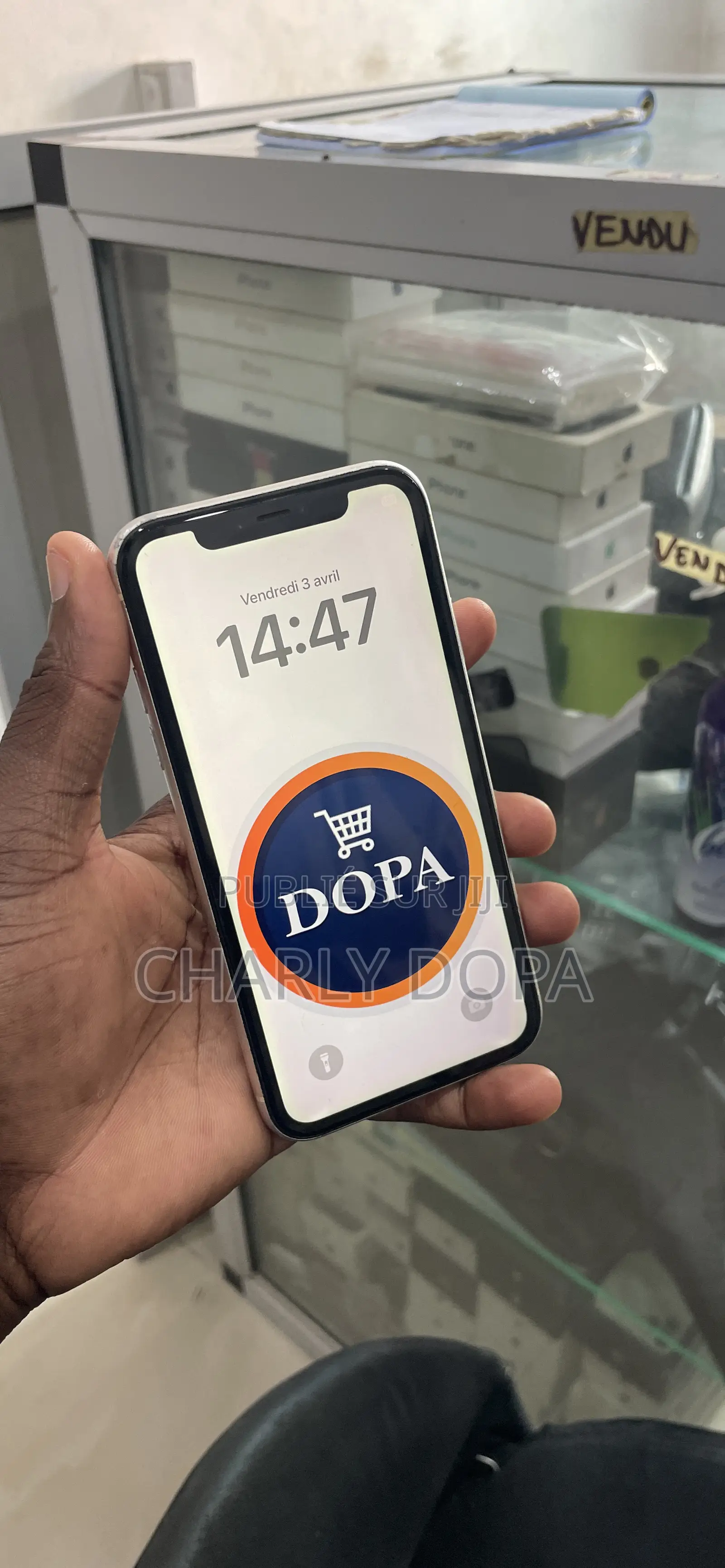 Apple iPhone 11 64 GB Blanc