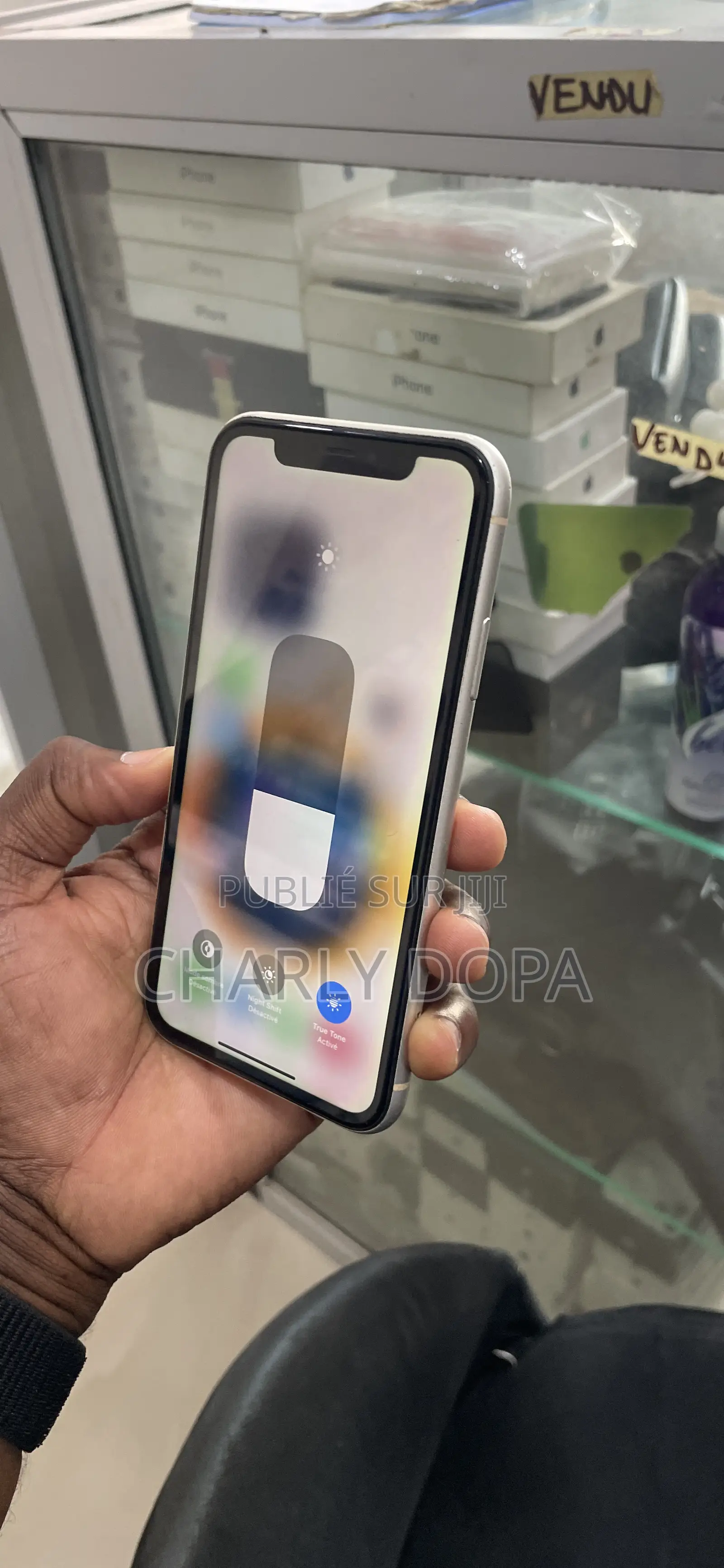 Apple iPhone 11 64 GB Blanc