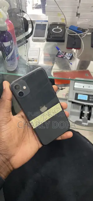 Apple iPhone 11 128 GB Noir