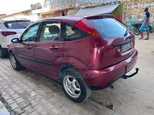 Ford Focus 2002 Rouge