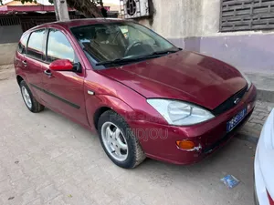 Ford Focus 2002 Rouge