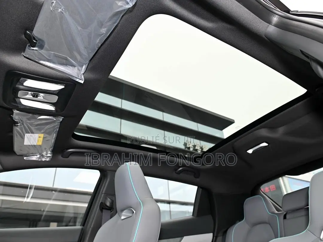 Nouveau Changan UNI-T 2025 Gris