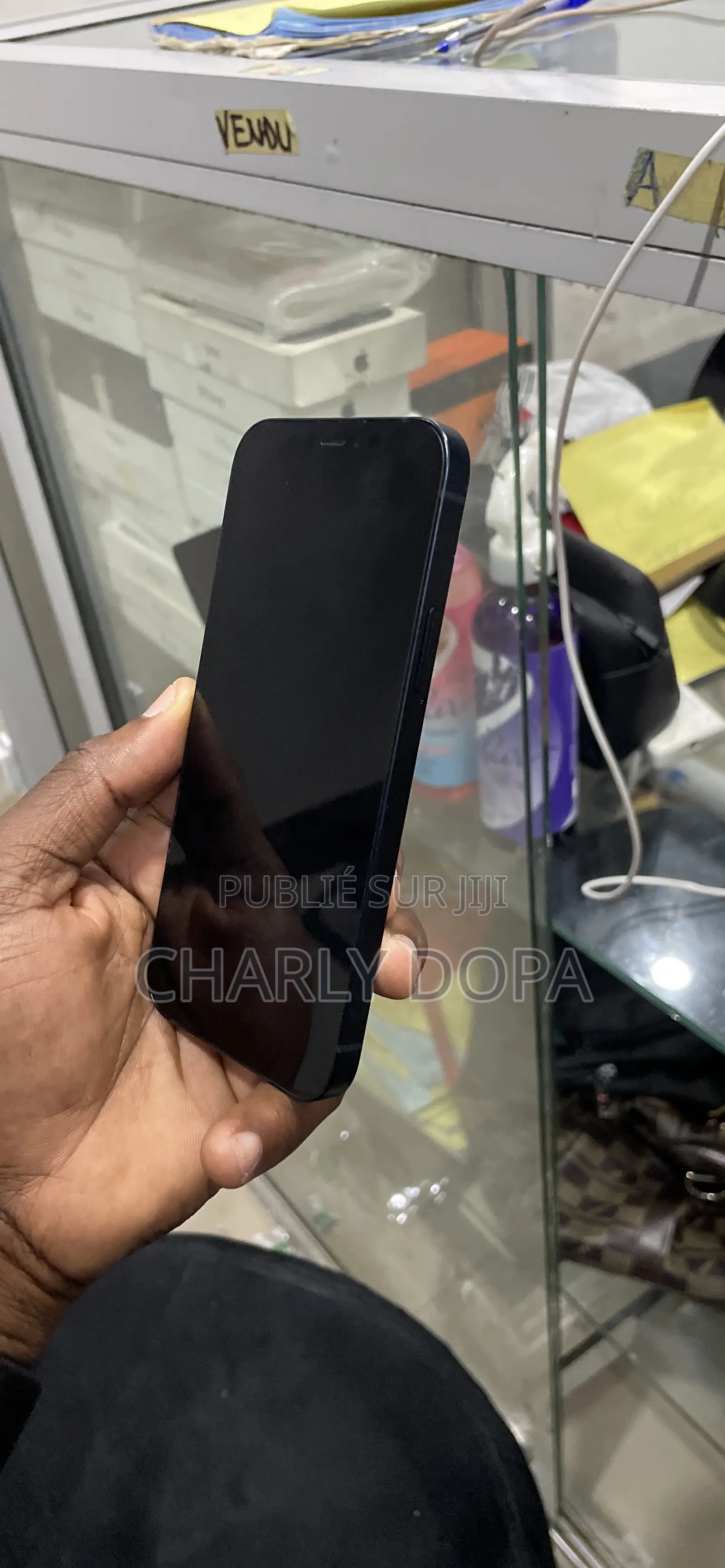 Apple iPhone 12 128 GB Noir