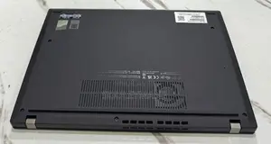 Nouveau Lenovo ThinkPad X13 Gen 4 16GB Intel Core Ultra 5 SSD 512GB