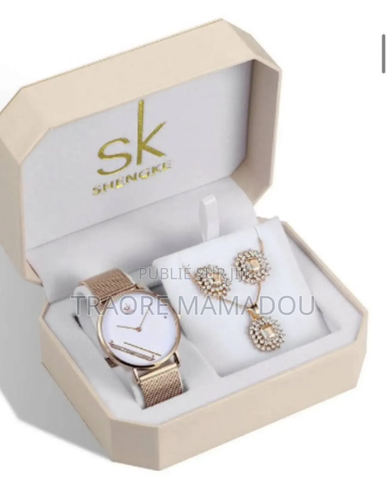 Montre Blanc Neuf Sk Happy Pour Femmes