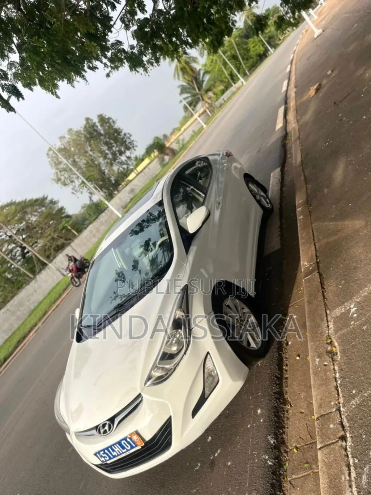 Hyundai Elantra 2014 Blanc cassé