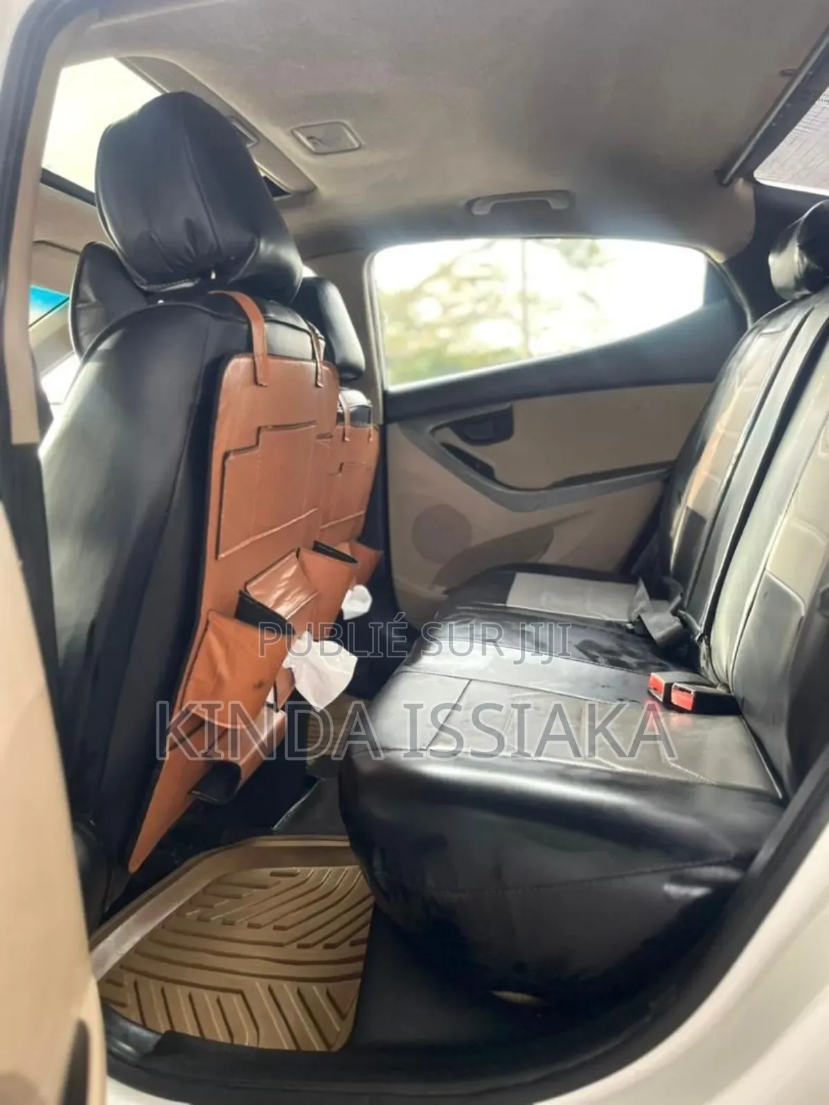 Hyundai Elantra 2014 Blanc cassé