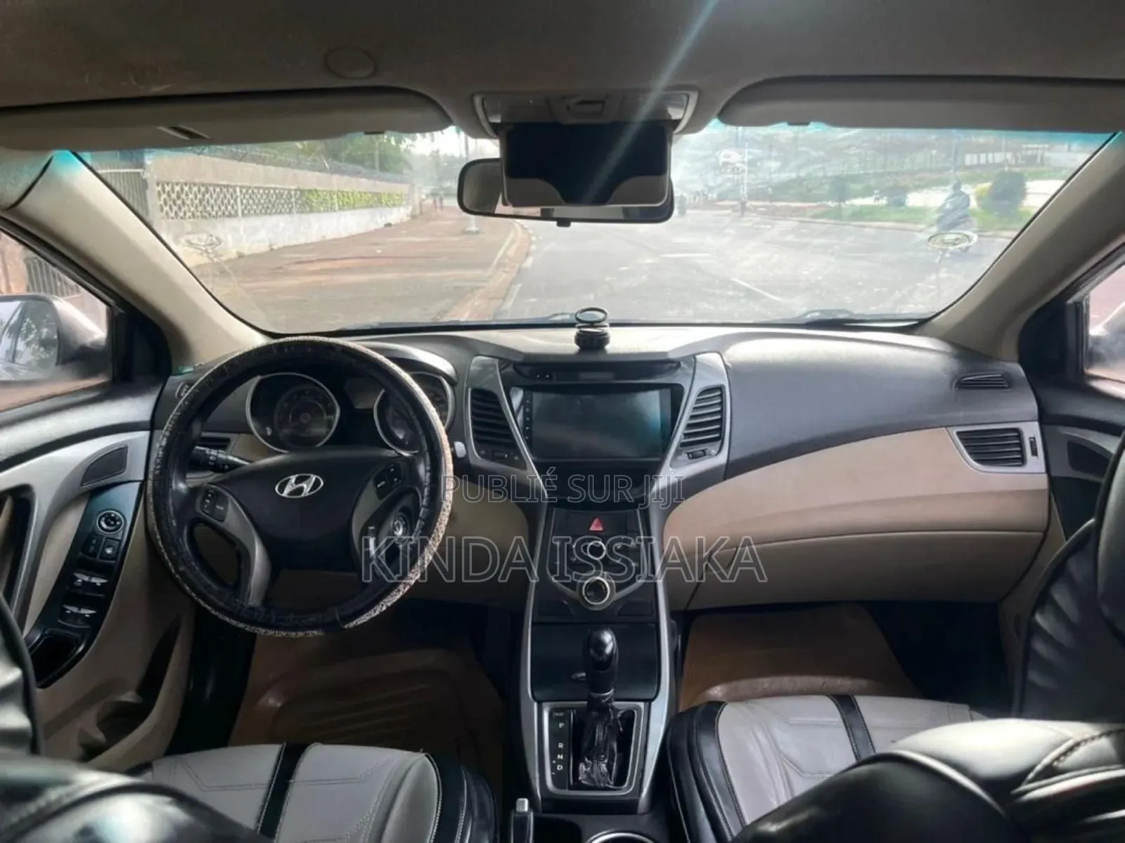 Hyundai Elantra 2014 Blanc cassé