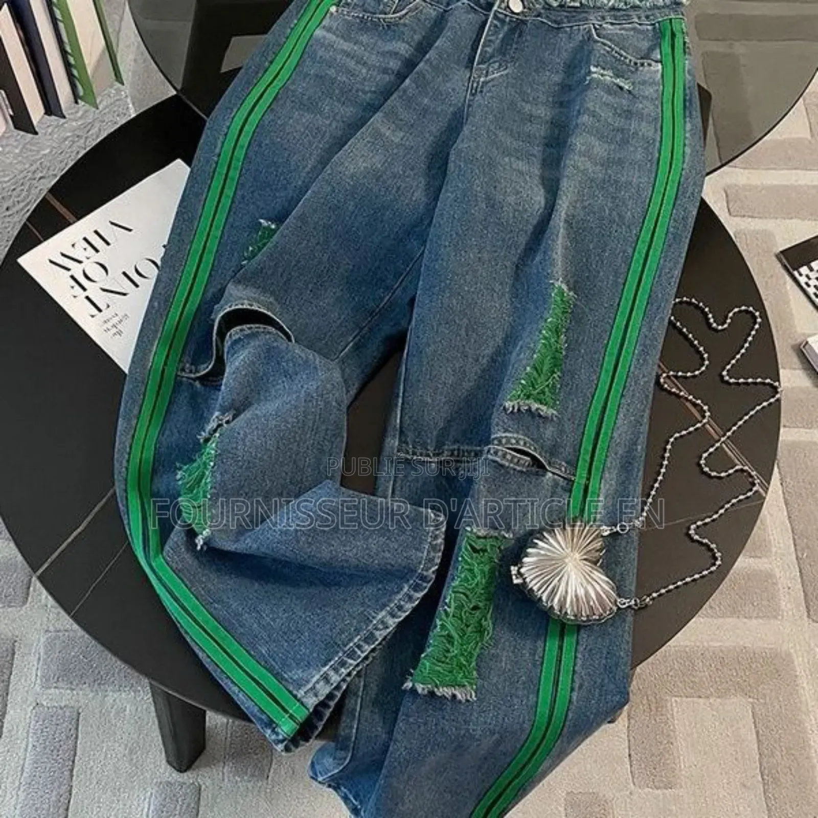Un Ensemble Deux Pièces Élégant