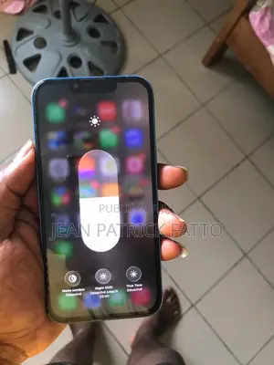 Nouveau Apple iPhone 13 128 GB Bleu