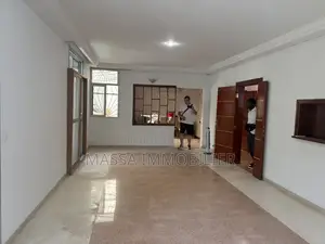 5chbre Villa dans Massa Immobilier, Marcory à Louer