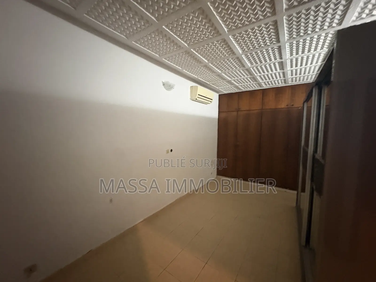 5chbre Villa dans Massa Immobilier, Marcory à Louer