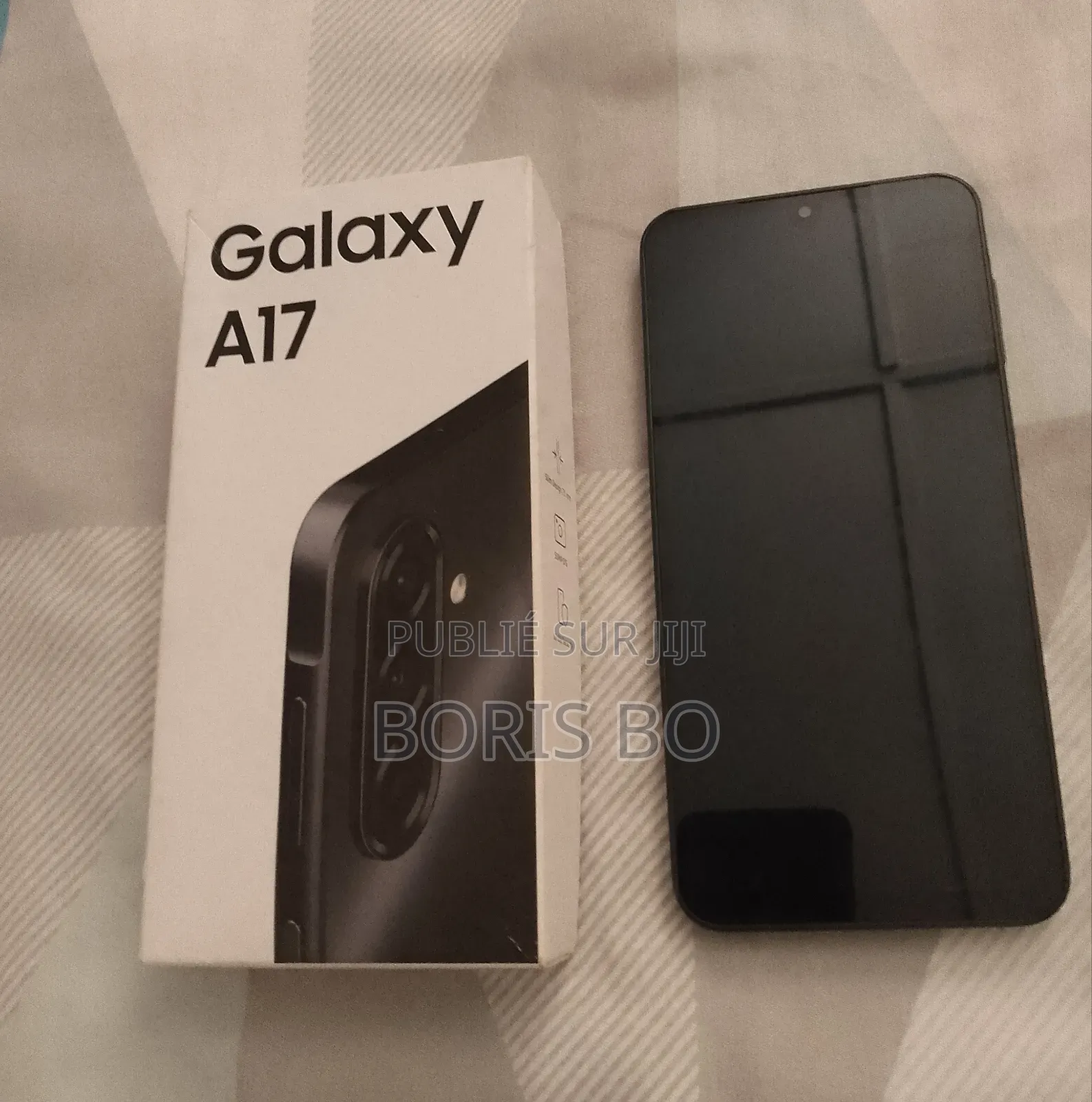 Nouveau Samsung Galaxy A17 128 GB Gris