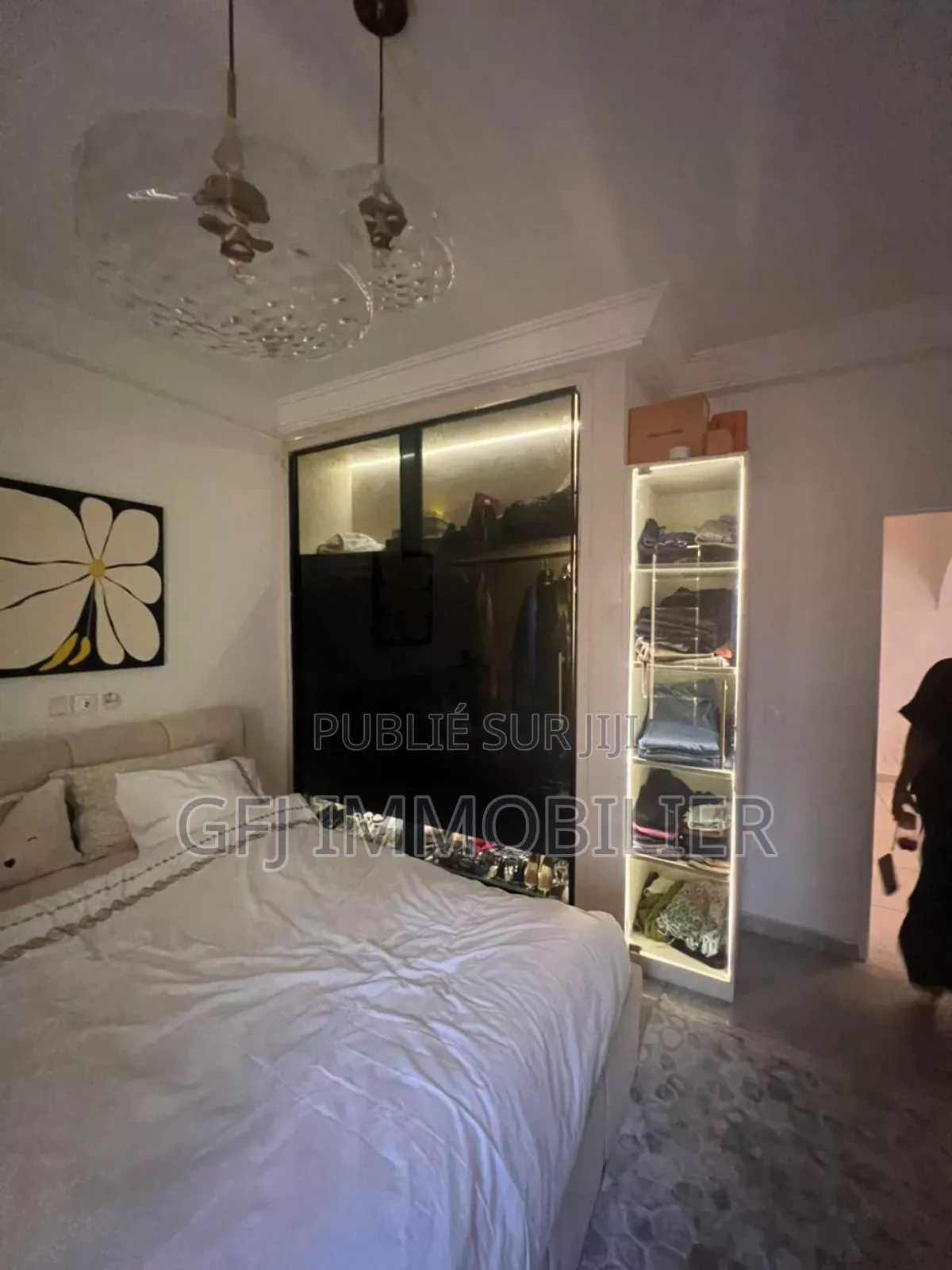 3chbre Appartement dans Francis Gweh, Cocody à Louer
