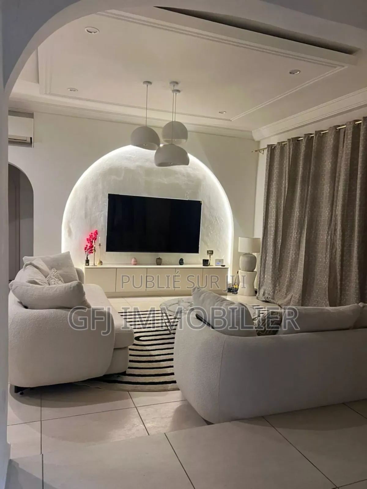 3chbre Appartement dans Francis Gweh, Cocody à Louer