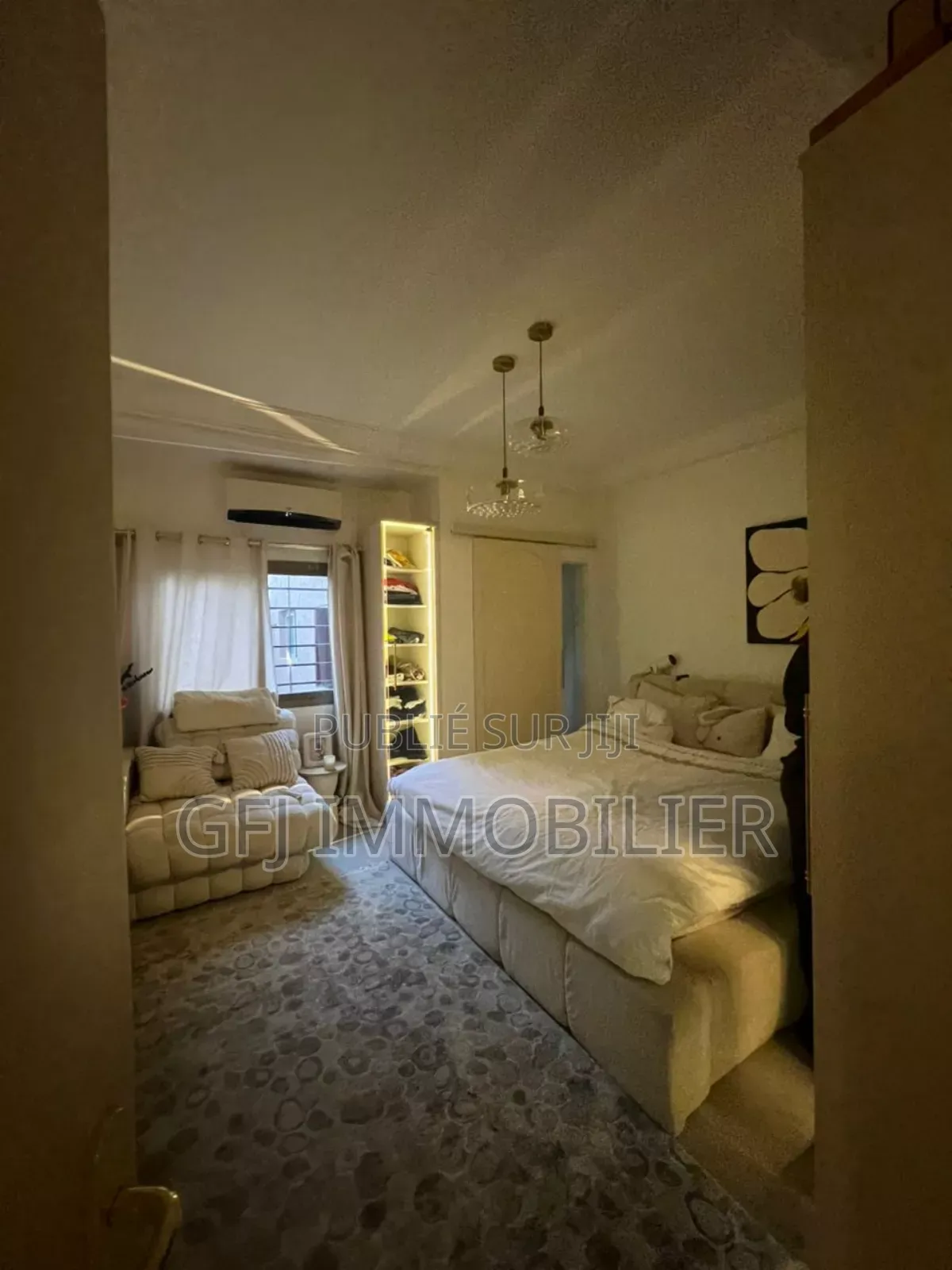 3chbre Appartement dans Francis Gweh, Cocody à Louer