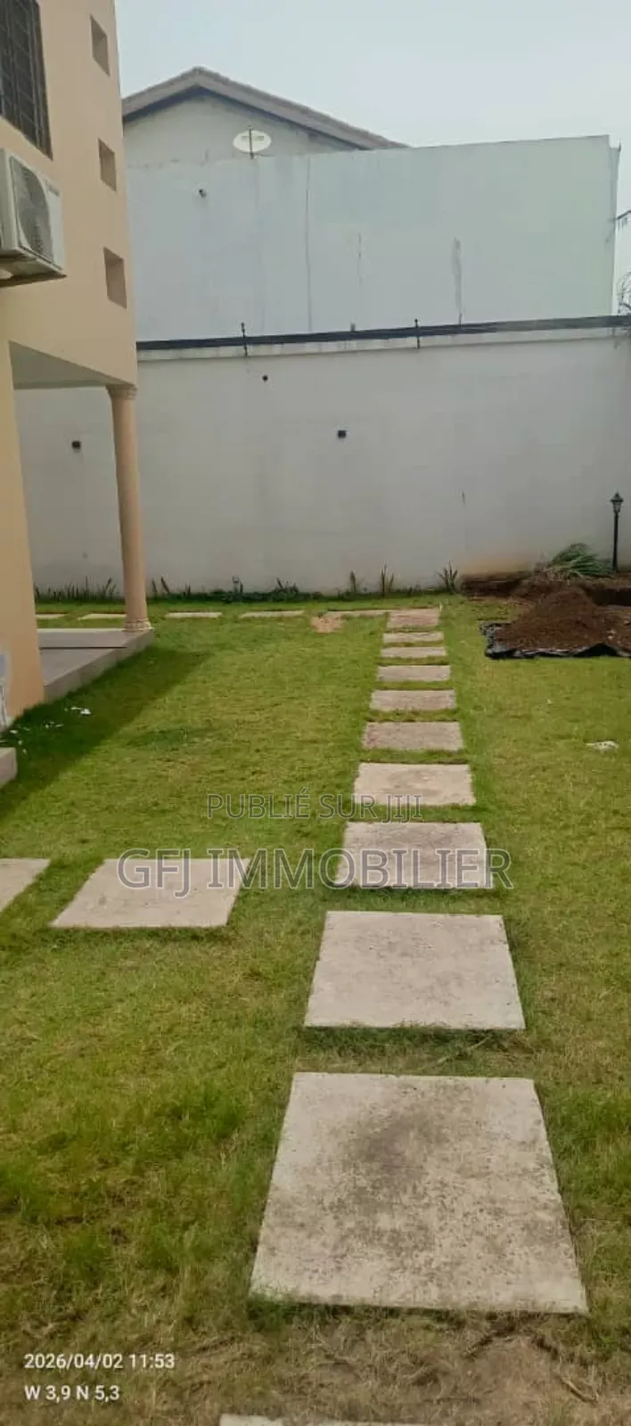 4chbre Duplex dans Francis Gweh, Cocody à Louer