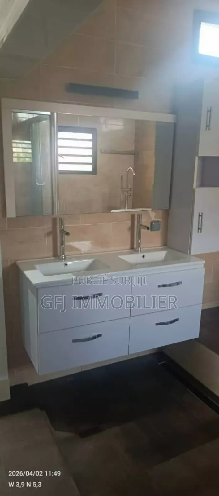 4chbre Duplex dans Francis Gweh, Cocody à Louer