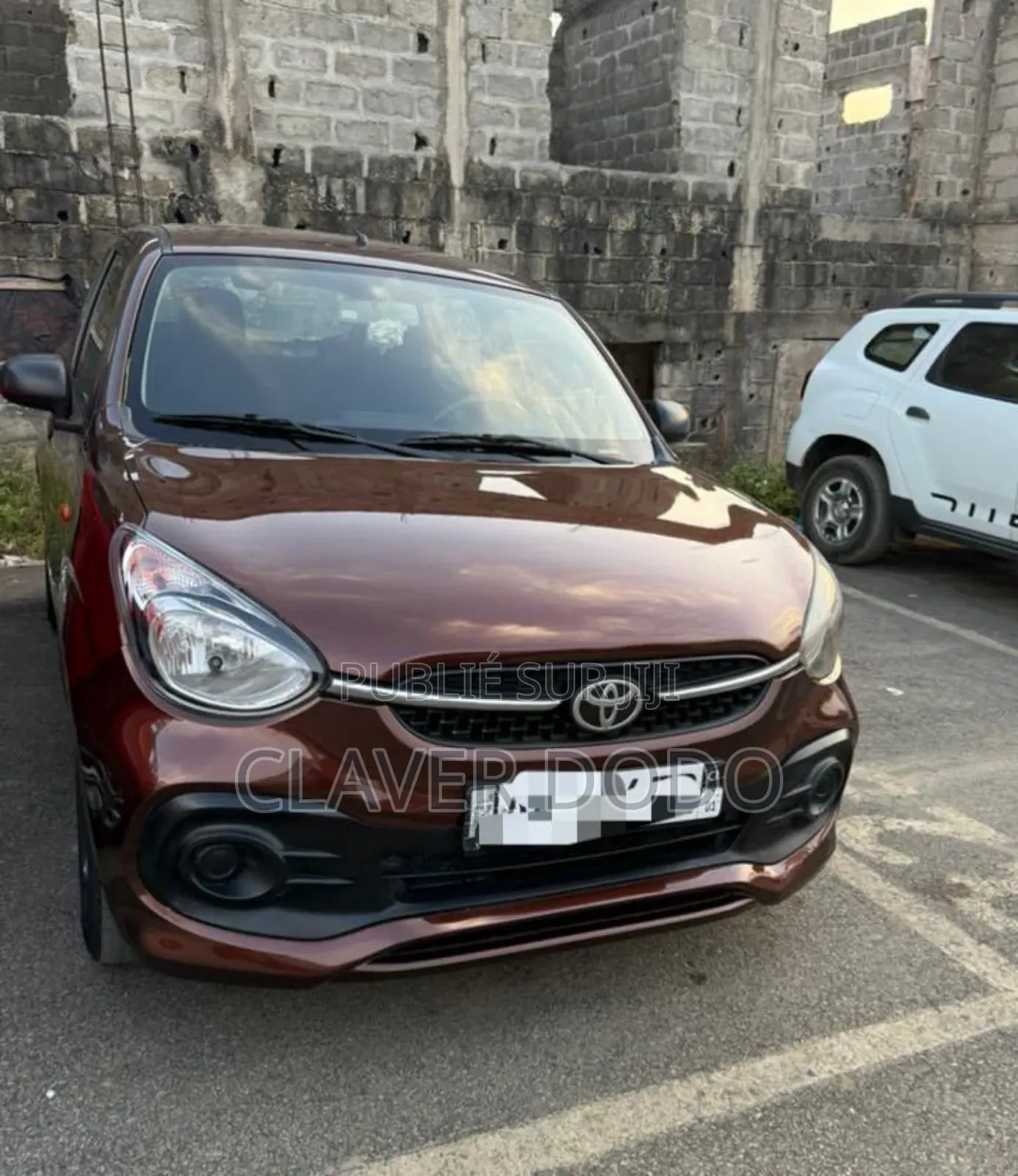Toyota Vitz 2020 Marron