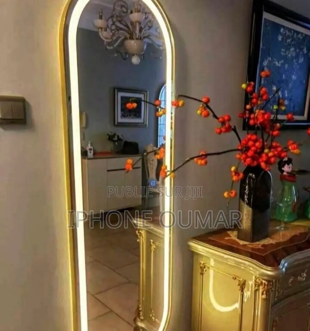 Miroir Au Mur