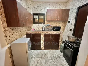 Meublé 1chbre Appartement dans Mt Services, Yopougon à Louer